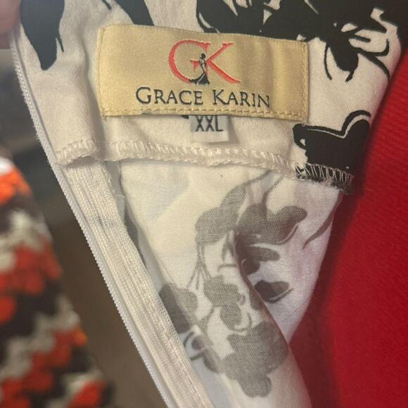 Black and white 50s style - Picture 3 of 3